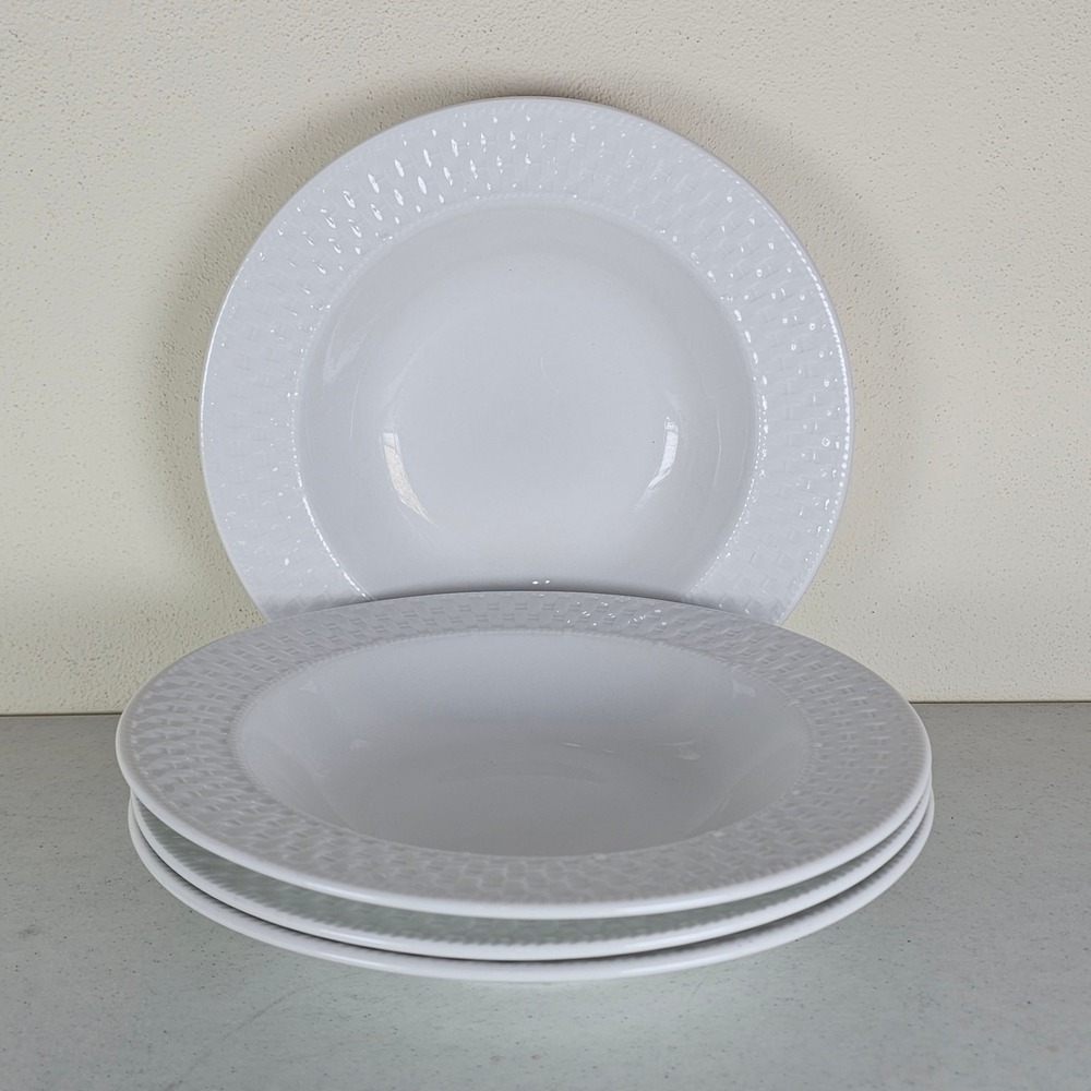 4 Wick  by Oneida  9" Rim Soup Bowls